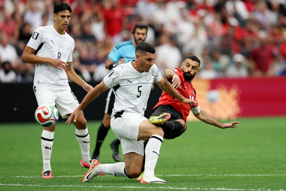 Mohamed Salah #10 of Egypt competes with Michael Boxall #5 of New Zealand during the FIFA World Cup 2026 Group G match between New Zealand and Egypt at BC Place Vancouver on June 21 (Getty)