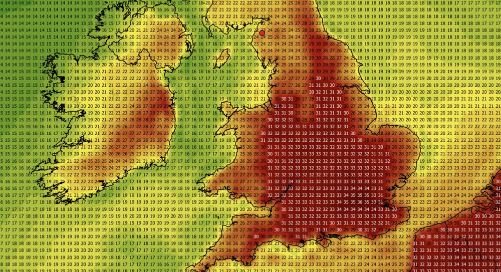 A forecast for July shows temperatures could hit 36C in London (WXCharts)