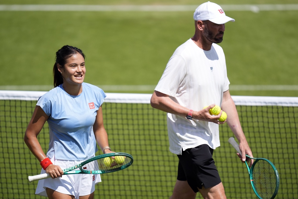 Emma Raducanu with coach Andrew Richardson (Andrew Matthews/PA) (PA Wire)