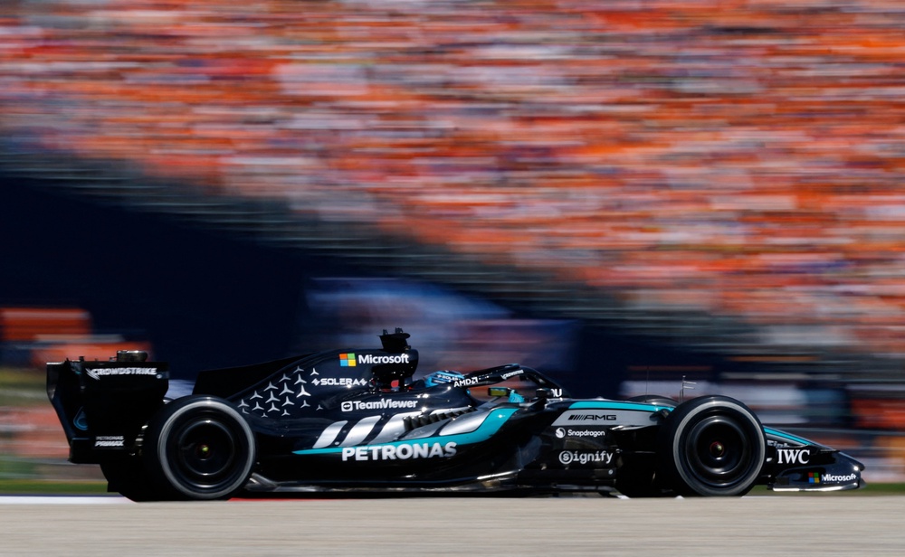  (Reuters)