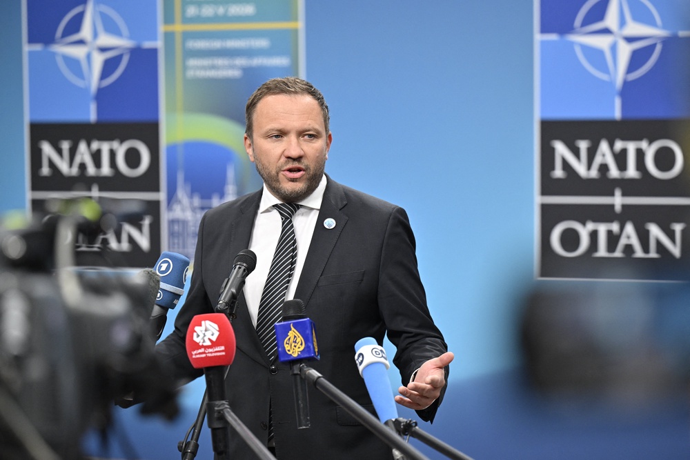 Estonian Foreign Minister Margus Tsahkna says that they will not ask Ukraine to stop (AFP/Getty)