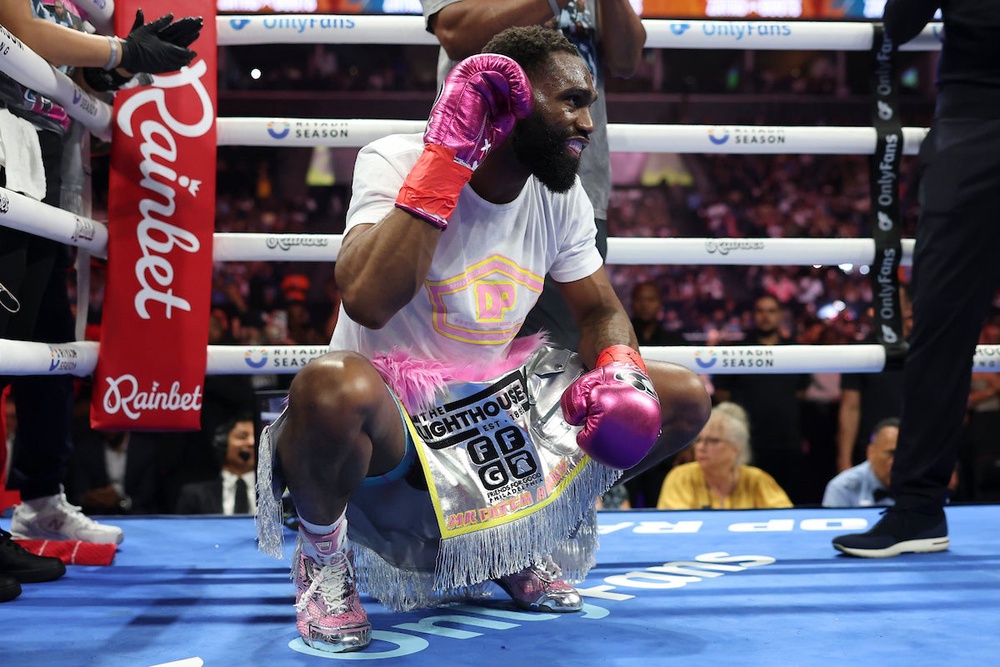 Ennis added to his previous status as a welterweight world champion (Cris Esqueda/Matchroom Boxing)