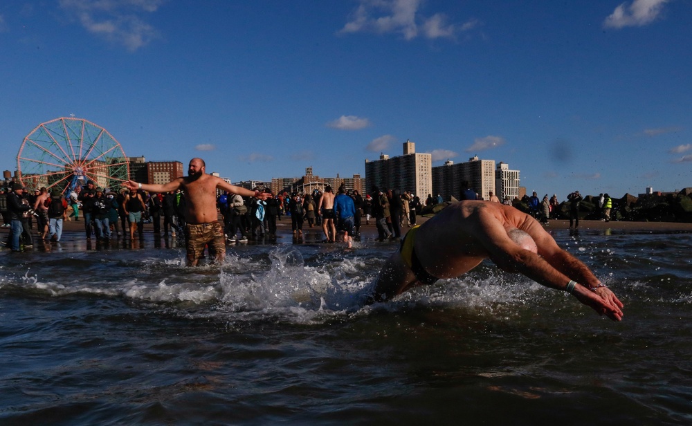 Think a cold shower or bath might beat the heat? Think again (Getty Images)