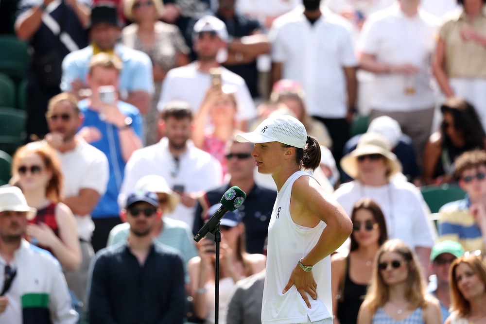 Swiatek will play 2021 runner-up Karolina Pliskova in the second round (Getty)