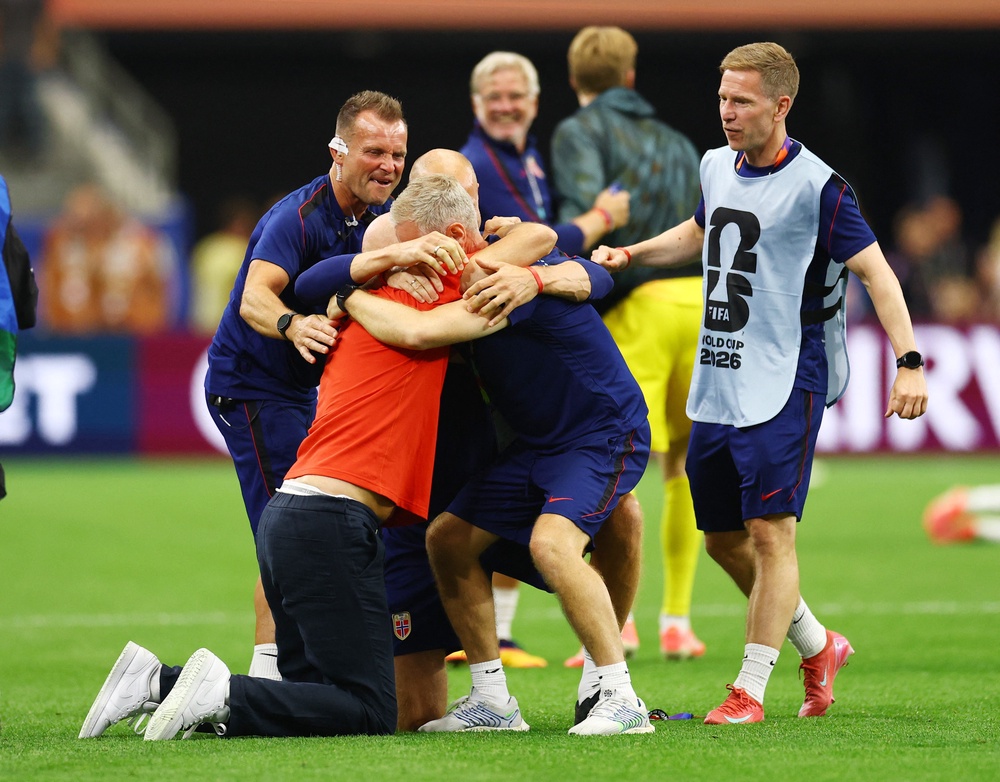  (Reuters)