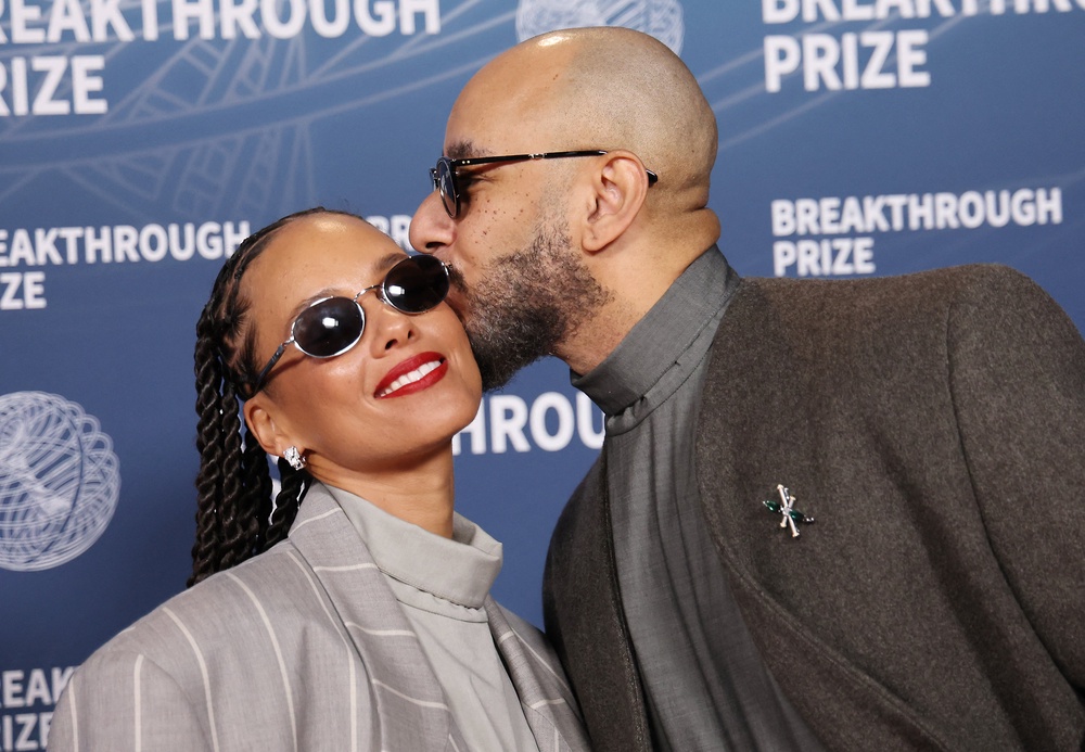 Singer Alicia Keys and music producer Swizz Beatz were married in a private ceremony (AFP/Getty)