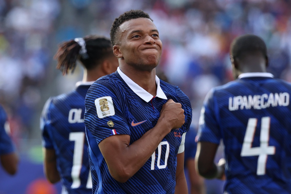 Kylian Mbappe is eyeing another golden boot (AP)