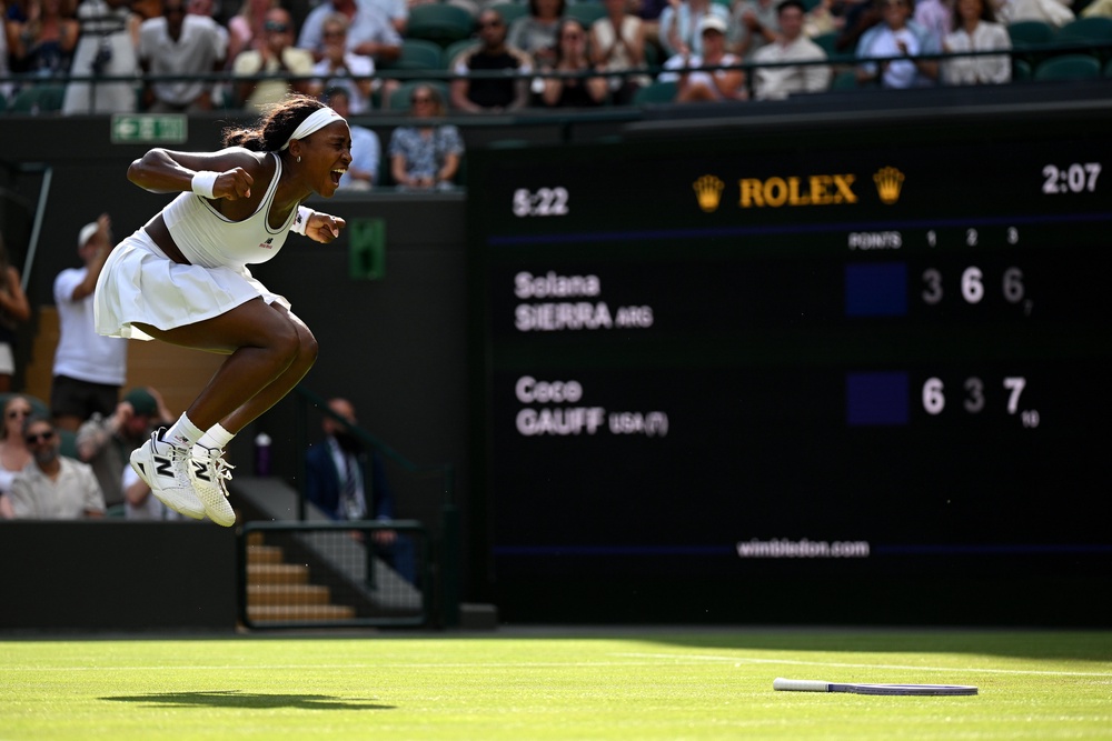 Coco Gauff jumps for joy (Getty)