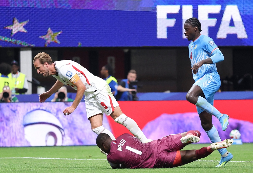 Mpasi played in goal for DR Congo against England (Getty)