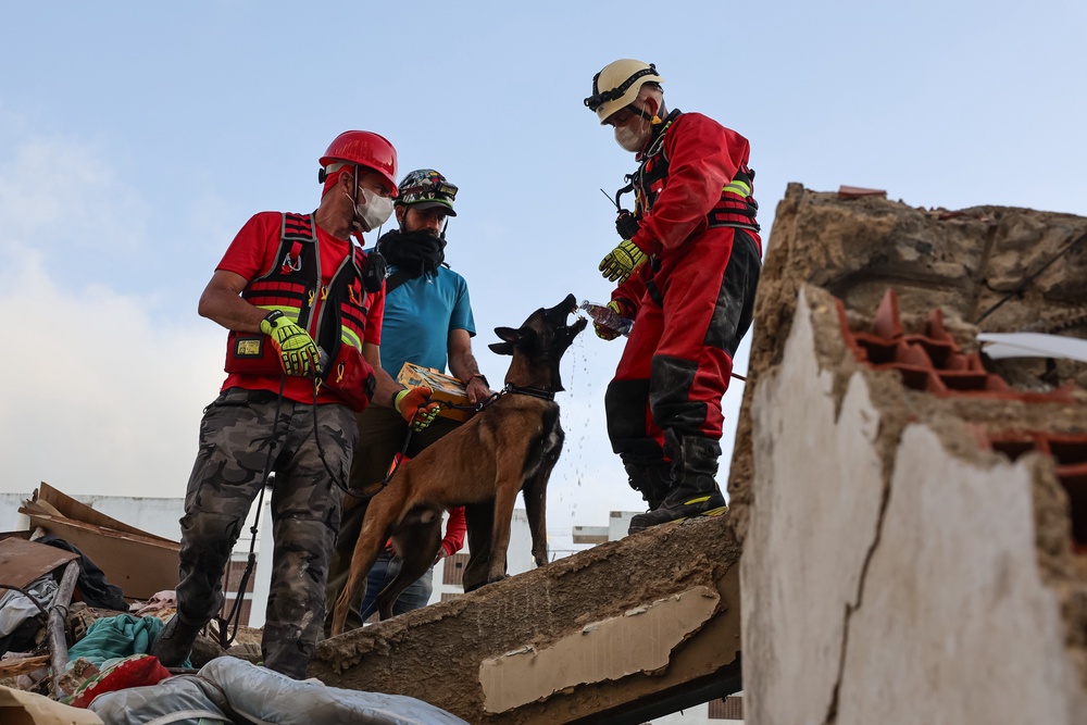 Rescue Efforts Continue In Venezuela (Getty)