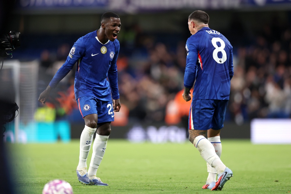 After the likes of Enzo Fernandez (right) and Moises Caicedo (left) racked up combined fees of £222m... (Getty)