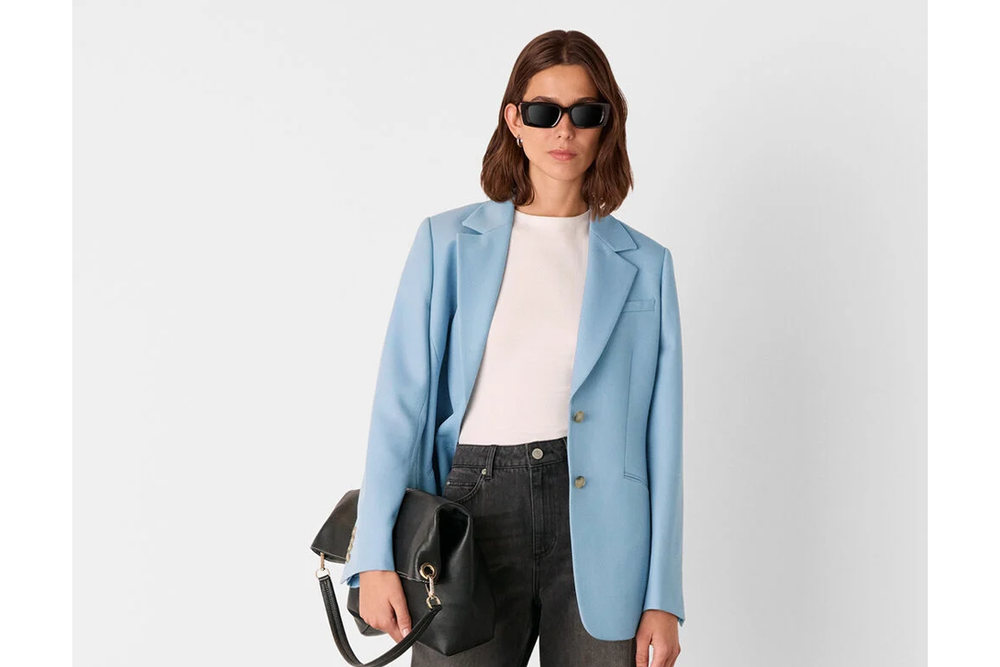Image from: This £50 Next jacket is just like Kate Middleton’s blue Wimbledon suit