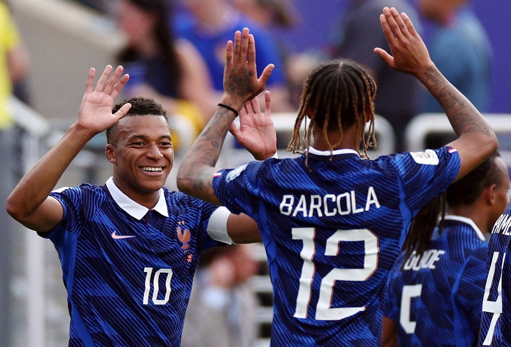 Image from: Paraguay v France LIVE: Mbappe leads Les Bleus in World Cup last 16