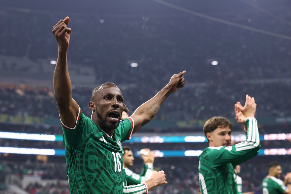 Julian Quinones of Mexico celebrates against Ecuador (Getty)