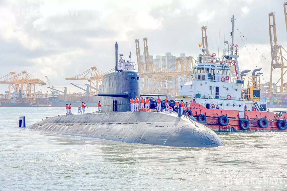 PNS Hangor makes a goodwill visit to Colombo, Sri Lanka, on its way to Pakistan (X/Sri Lankan Navy)