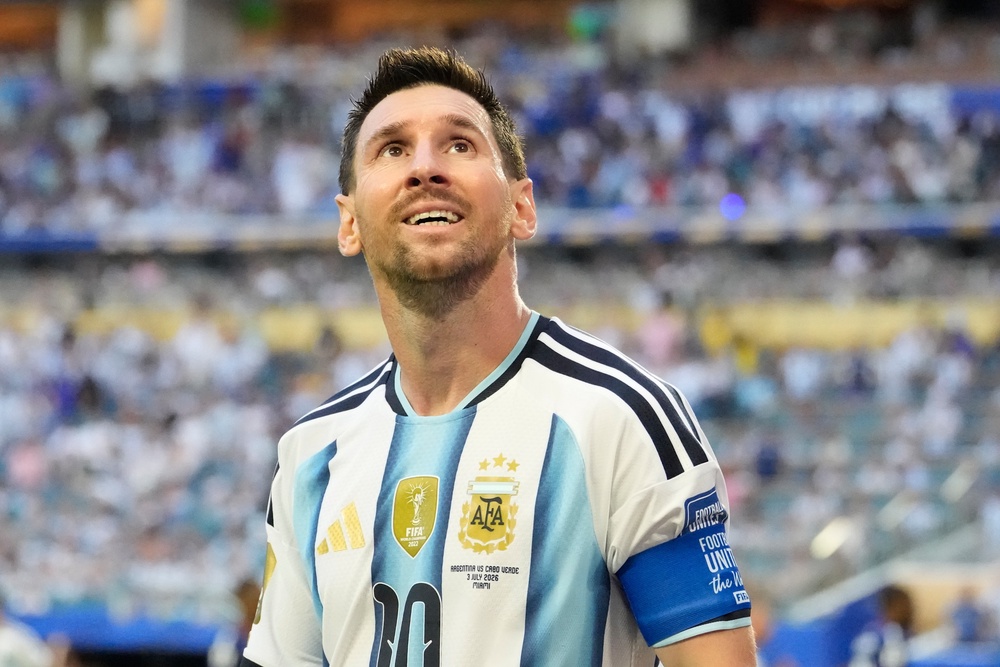 Image from: Argentina vs Cape Verde LIVE: Champions snatch dramatic extra-time win in World Cup classic