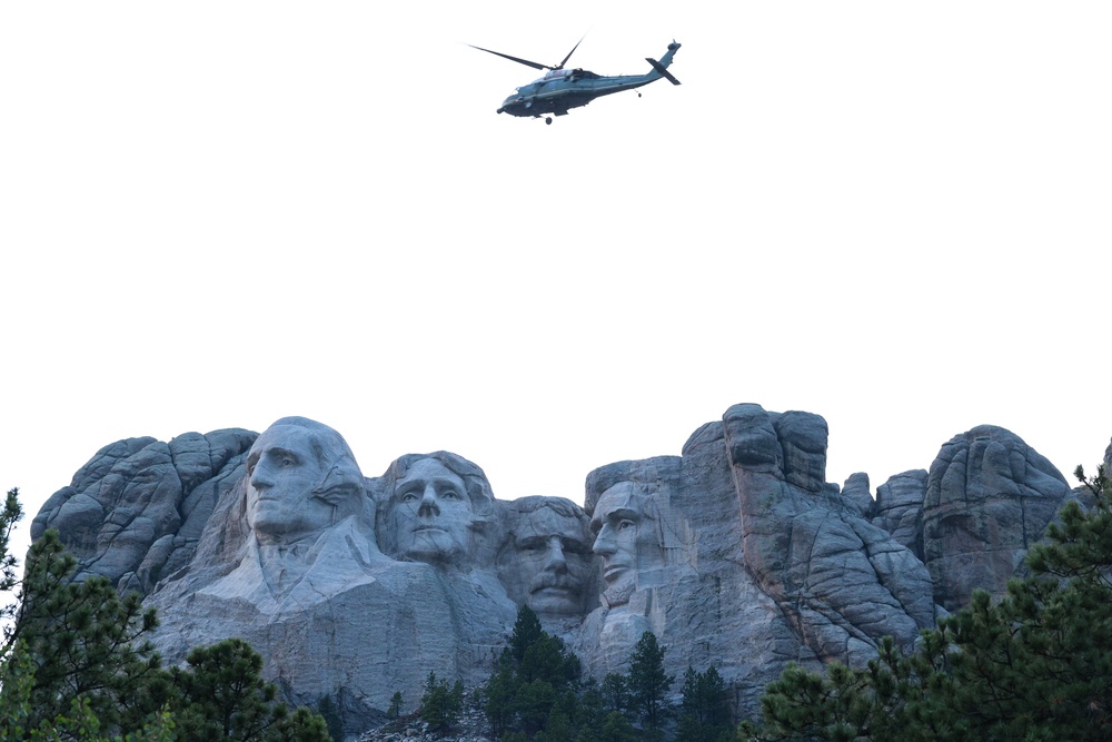 Donald Trump’s helicopter is seen arriving at Mount Rushmore (Getty)