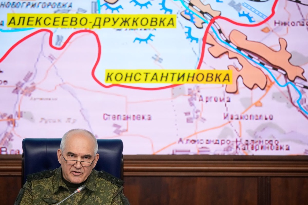 Image from: Ukraine-Russia war latest: Trump offers ‘solution’ to Putin in phone call as Kyiv hits St Petersburg oil port