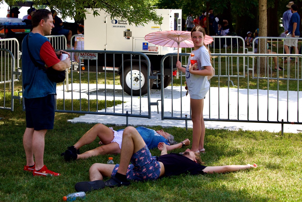 Image from: July 4 live: Trump’s Freedom 250 feels the heat as white nationalists march on DC with Confederate flags