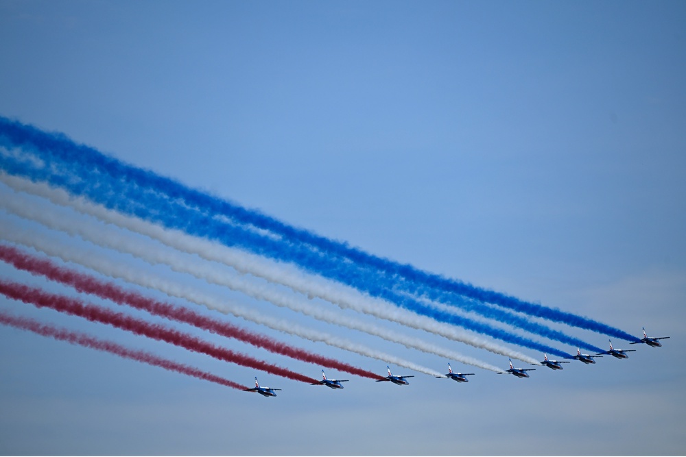 Military aircraft fly overhead during an International Naval Review in New York Harbor on July 04, 2026 in New York City (Vincent Alban/Getty Images)
