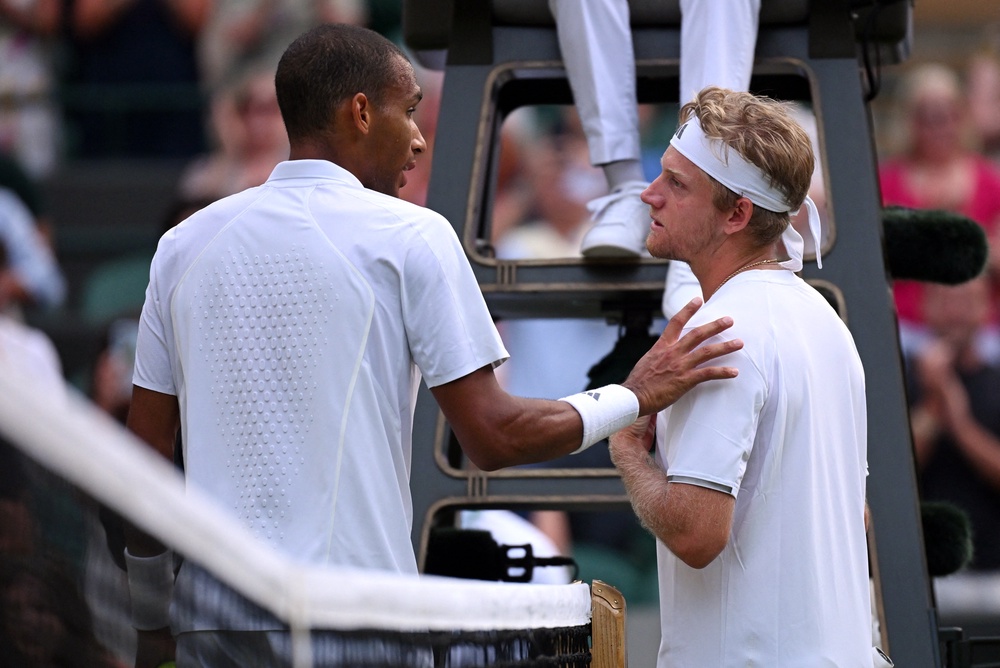 Image from: Fery v Dimitrov LIVE: Wimbledon scores as last British player standing faces battle of the wildcards