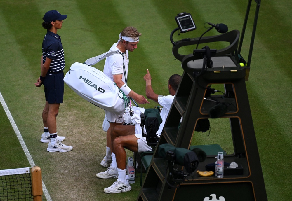 Auger-Aliassime suggested that Davidovich Fokina used the rules to his ‘advantage’ (Getty)