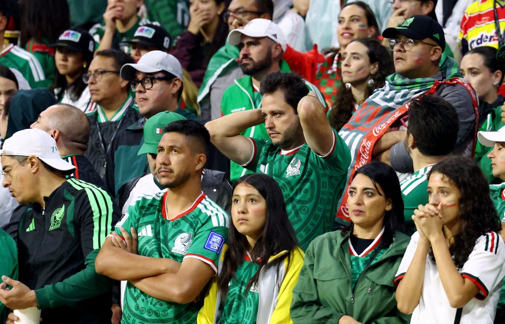 Mexico endured a 3-2 loss to England, but both teams suffered along the way (Reuters)