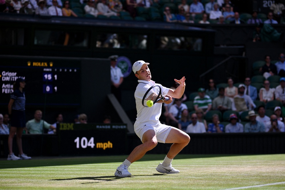  (Reuters)