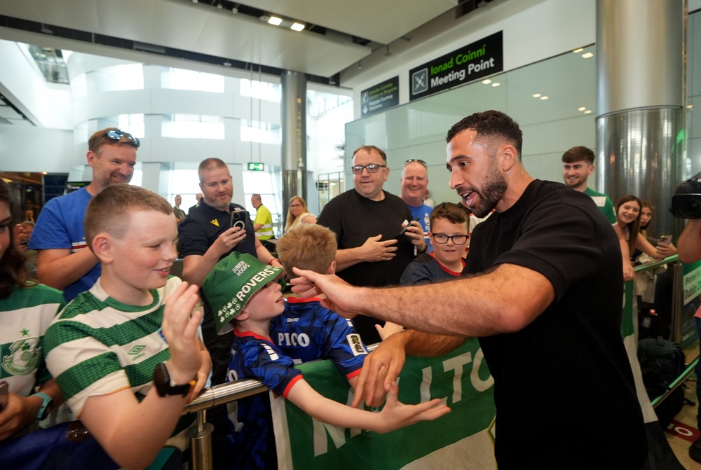 Cape Verde footballer Pico Lopes is greeted by young Shamrock Rovers fans (Niall Carson/PA) (PA Wire)