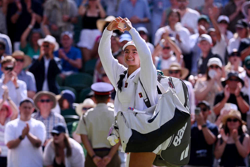 Image from: Djokovic v Auger-Aliassime LIVE: Wimbledon latest score and updates as Jannik Sinner waits in semi-final