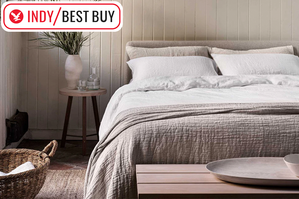 Image from: Hot sleepers should switch to this type of bed sheet, according to experts