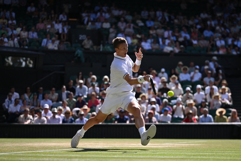  (Reuters)
