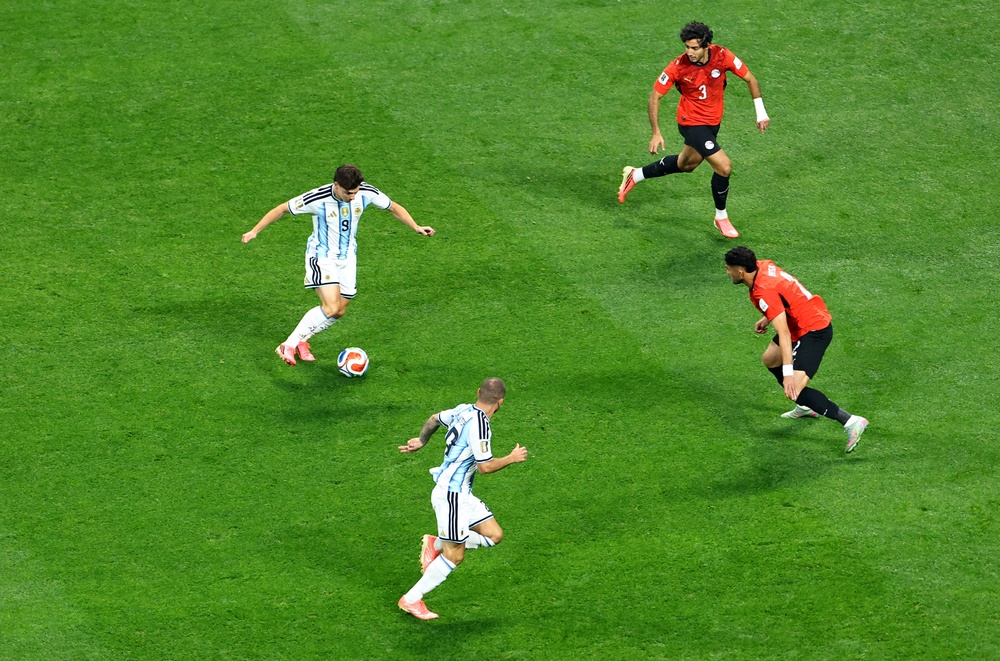  (Reuters)