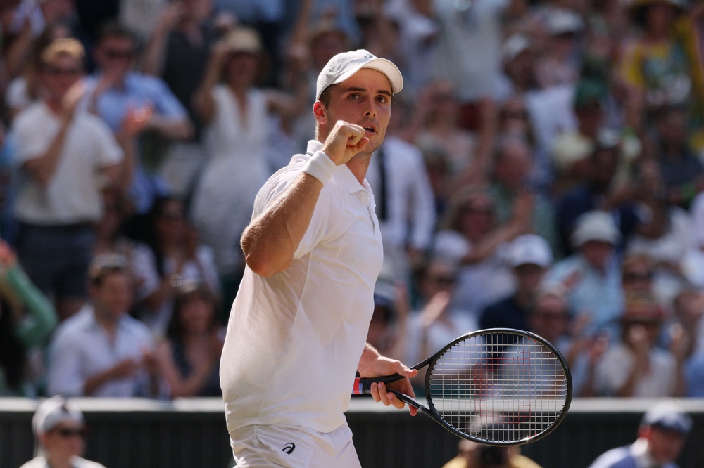  (Reuters)
