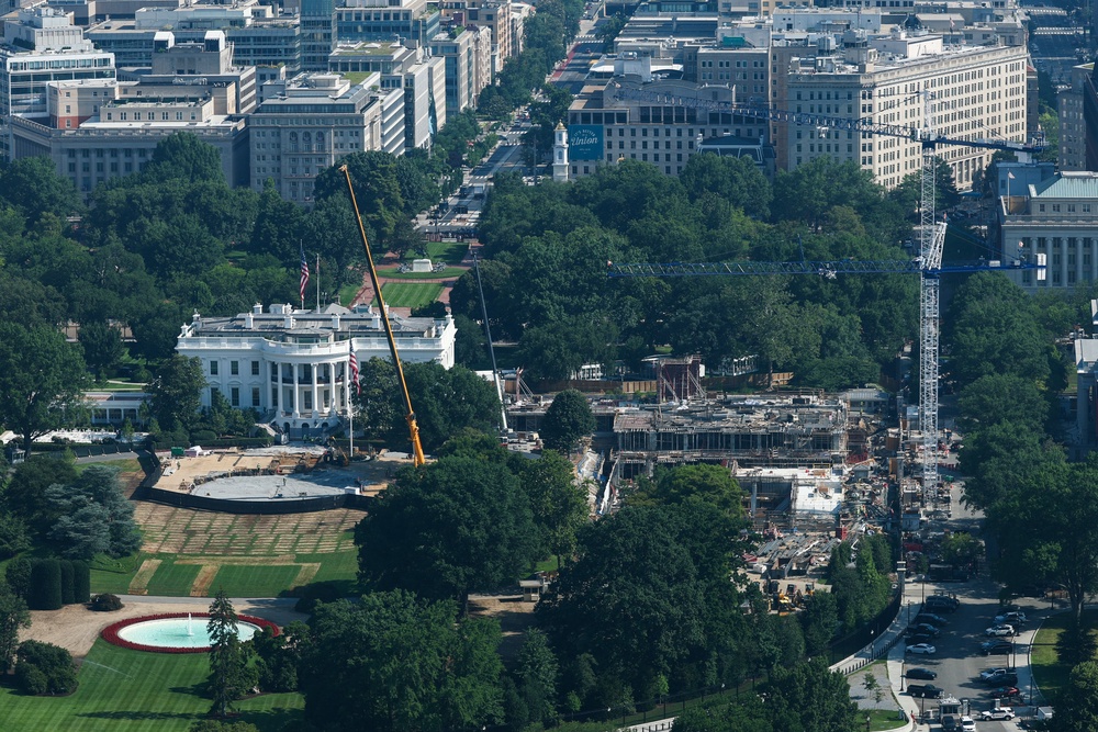 Many DC landmarks are below the requirement - including the White House which is 70 feet tall on its South side (Getty)