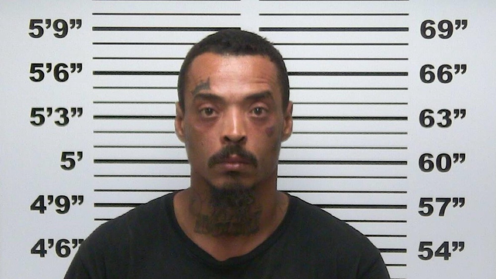 The mother told police that the child’s father, Ronnell Marquese Jones, (pictured) refused to allow her to see the child (St. Francois County Sheriff's Department)