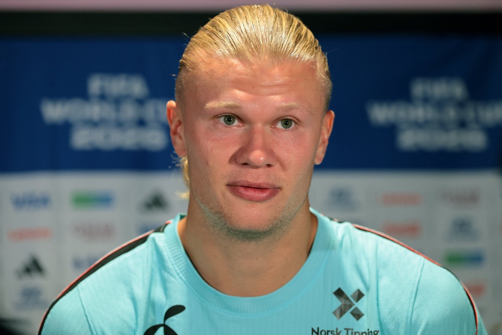 Image from: Norway v England LIVE: Saharan dust cloud and injury fears knock World Cup quarter-final preparation