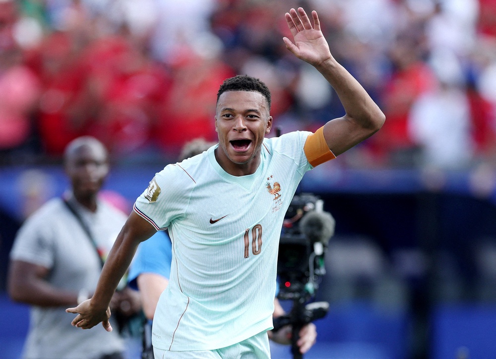 Image from: Norway v England LIVE: Saharan dust cloud and injury fears knock World Cup quarter-final preparation