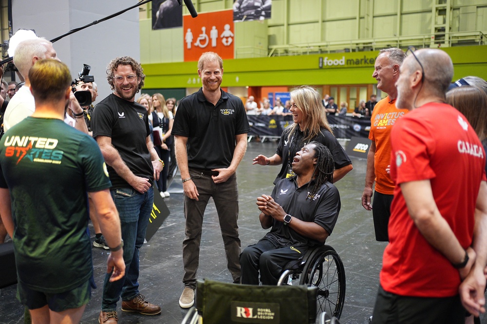 Harry was joined by Ade Adepitan during a visit to Birmingham’s National Exhibition Centre (Aaron Chown/PA) (PA Wire)