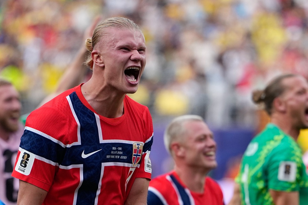 Image from: Norway v England LIVE: Saharan dust cloud and injury fears knock World Cup quarter-final preparation