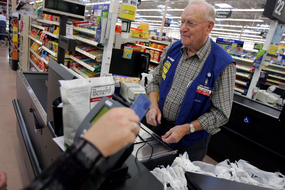 Some 61 percent of Americans plan to transition into retirement through part-time gigs rather than stopping work entirely. (Getty)