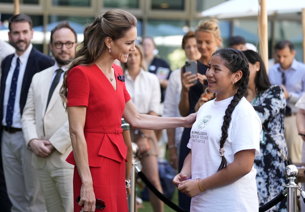 The Princess of Wales speaking with Shirley Rodriguez Yugsi, who performed the coin toss for the ladies’ singles final on Saturday (Andrew Matthews/PA) (PA Wire)