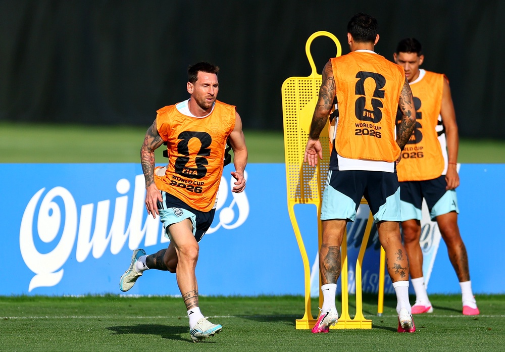 Lionel Messi #10 of Argentina attends a training session (Getty)