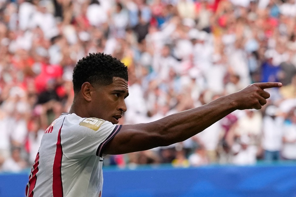Image from: England vs Argentina LIVE: Fifa give green light for ‘lucky’ kit to be worn by South Americans in World Cup semi-final