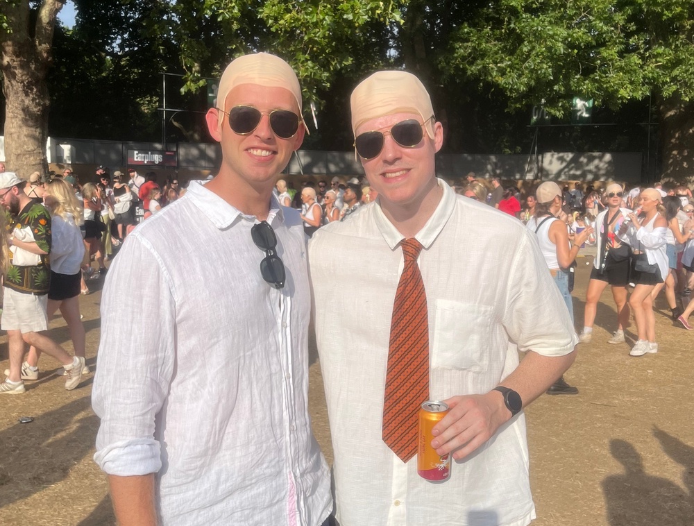 London-based university friend Hugh and Joe (Lauren Morris)