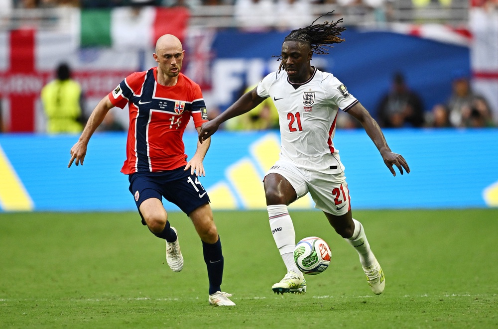 Eze was the first substitution as Tuchel tried to find a suitable replacement for Declan Rice (Reuters)