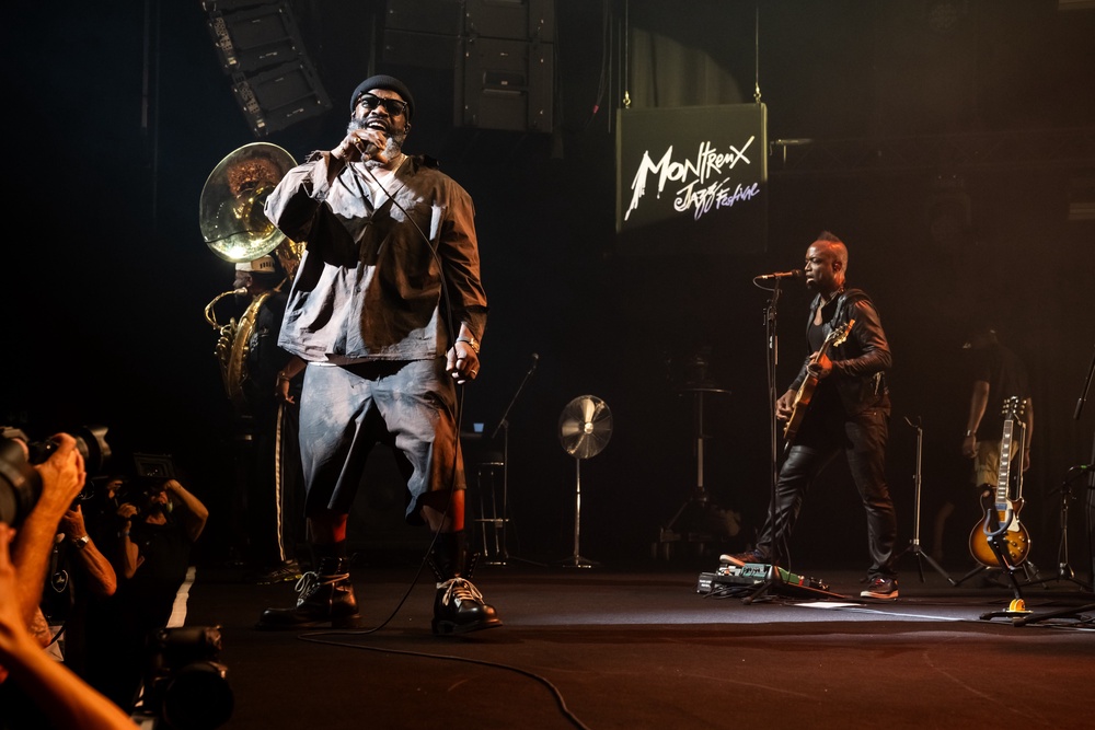 Black Thought performing with The Roots at Montreux Jazz Festival (Lionel Flusin)