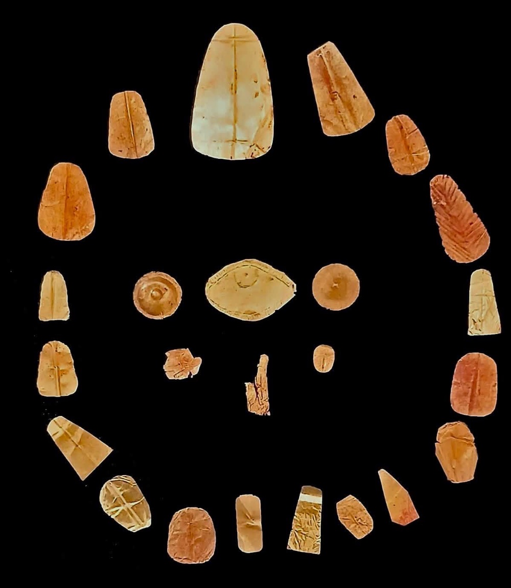 'Golden tongues' discovered inside the tombs (Egyptian Ministry of Tourism and Antiquities)