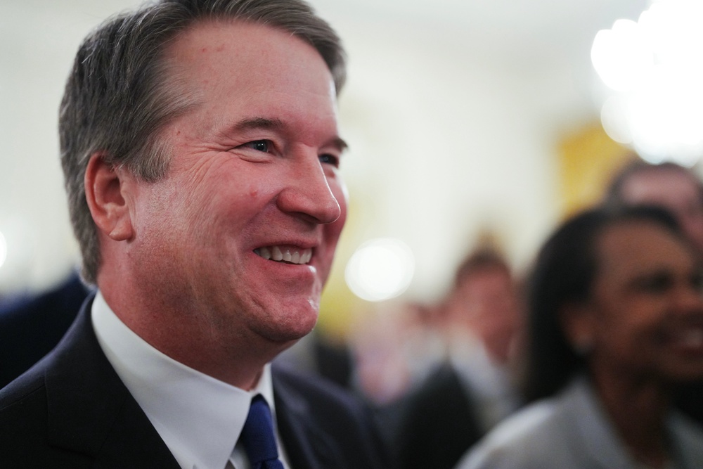 In 2022, shortly after the leak of a draft opinion overturning the Roe v. Wade abortion decision, a would-be assassin was arrested near the home of Justice Brett Kavanaugh with weapons and zip ties (AFP/Getty)