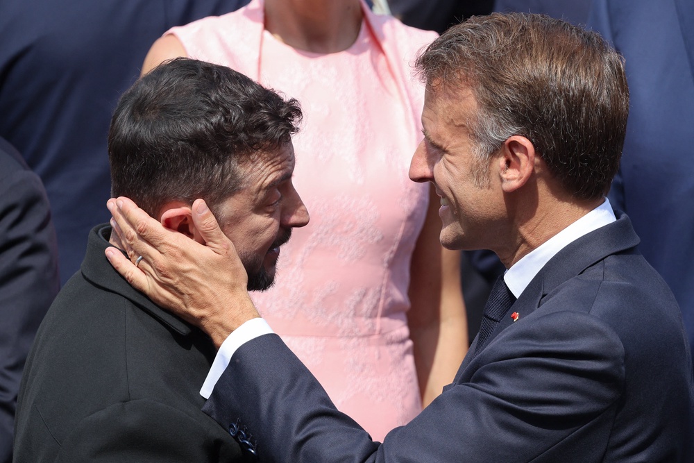 Image from: Ukraine-Russia war latest: Burnham tells Zelensky UK ‘has got your back’ in first meeting since becoming PM